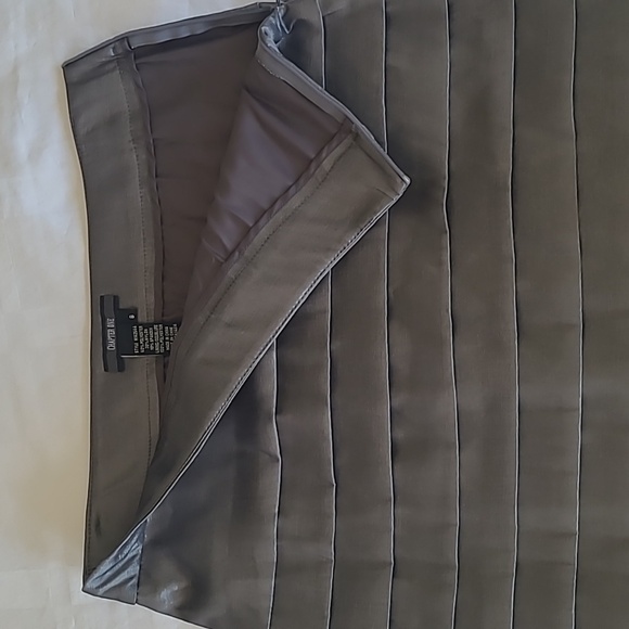 Tiered pewter skirt - size 8 - Picture 2 of 5